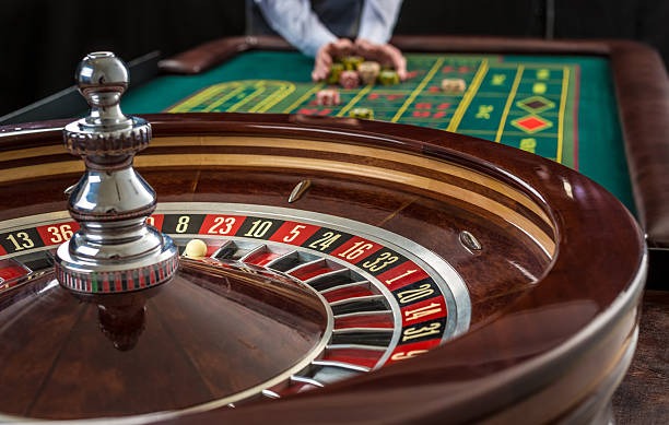 j99slot Over Under betting interface on mobile showing football markets and live-casino options